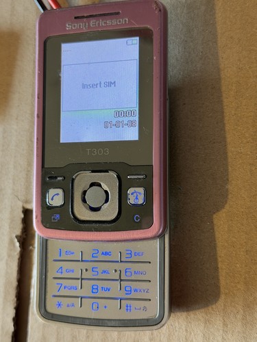 Sony ericsson t303 - (pink),