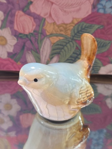 Beautiful glazed ceramic - beautiful, wren