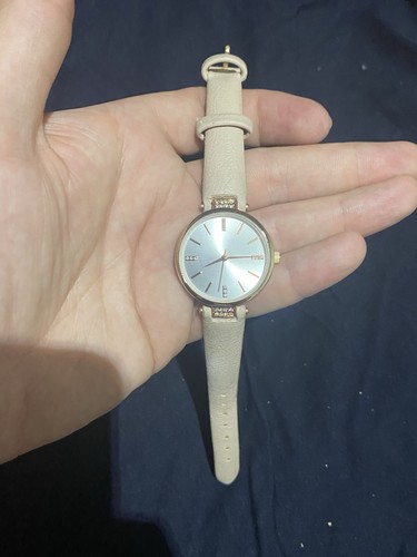 Ladies watch full working - full,