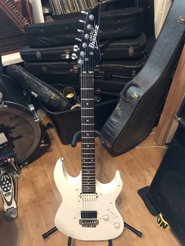 Ibanez gio with genuine emg - genuine,