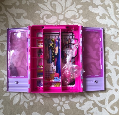 Barbie wardrobe carry case - wardrobe,