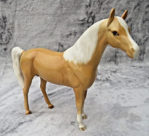 Royal doulton horse palomino - royal,