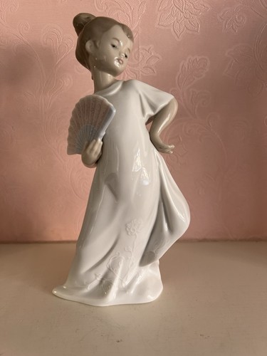 Neo figures lladru00f3 - neo,