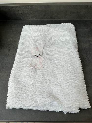Vintage white candlewick cot - white,