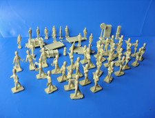 Vintage Airfix Guards Band Civilians Station Accessories HO/OO 1/72 Bundle