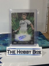 Federico Valverde Topps Chrome UCC 2023/24 - Black Lazer Green Auto /99