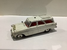 Corgi die-cast 1:43 Ford Zephyr Police Motorway Patrol Car (T44)