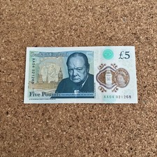£5  Queen Elizabeth   AA04