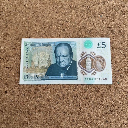 Queen elizabeth aa04 - £5,