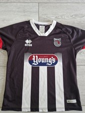 GRIMSBY TOWN childs 20-21 HOME SHIRT Size Xxs 8/10 yrs 