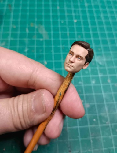 Spiderman head sculpt - 1/12,