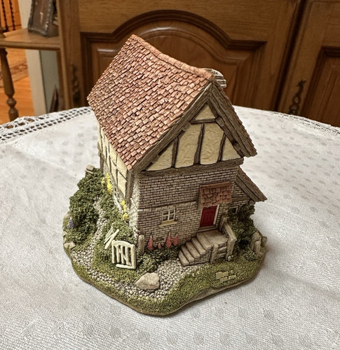 Lilliput lane tired timbers - tired,