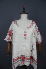 Sarah Santos White Pliad Linen