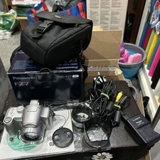 Panasonic LUMIX DMC-FZ7