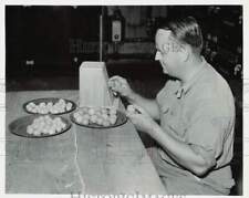 1934 Press Photo E.S. Weisner