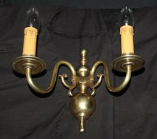 VINTAGE WALL LIGHT  ONE BRASS