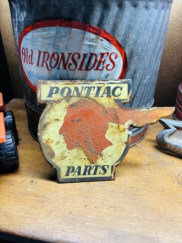 Pontiac parts porcelain - pontiac,