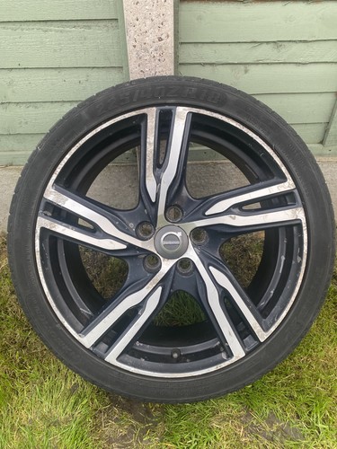 Genuine volvo v40 - v40, 18”