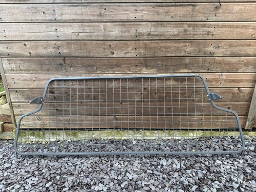 Land rover metal dog - rover,