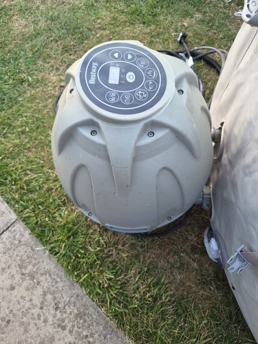 Lay spa hot - tub, pump