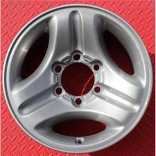 0195 Toyota Land Cruiser 16" Single Refurbished Original Equipment Wheel