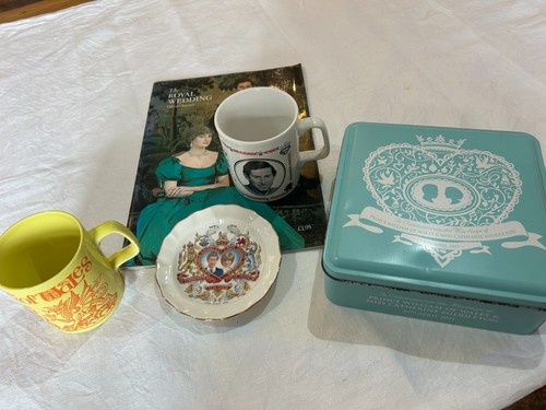 Royal family memorabilia - family,