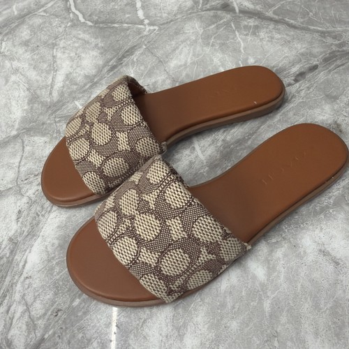 Coach signature slides - signature, —