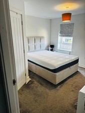 Sueno king size ottoman bed