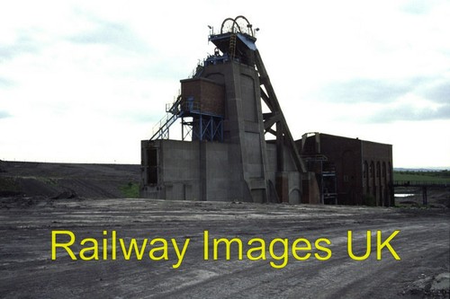 Photo hickleton colliery 1 - -,