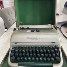 Remington Quiet Riter Miracle Tab Typewriter 1950s Hard Case  All Working Vgc!!