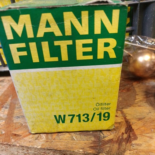 Nos oil filter w713 - filter, w713/19