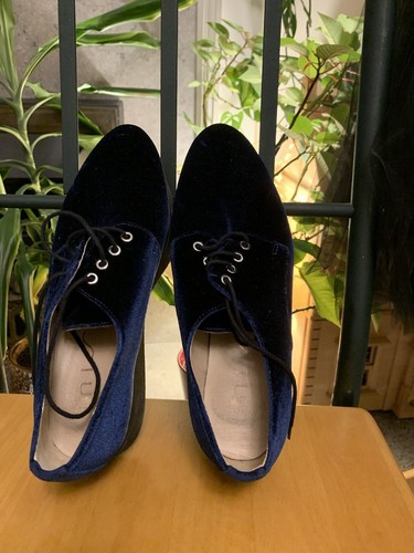 Beautiful blue velvet - blue,