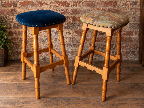Vintage wooden bar stools pair - wooden,