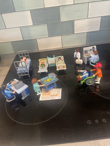 Playmobil nurses patients - nurses,
