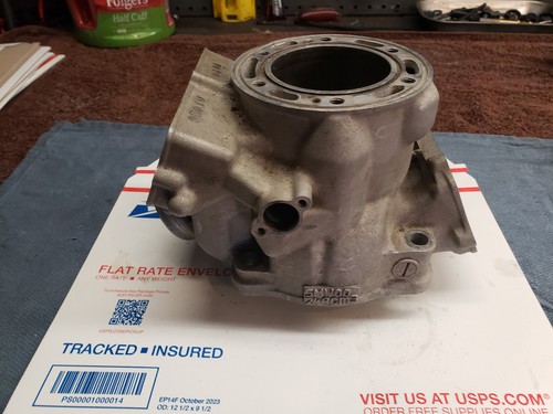 Cylinder jug yz250 - core),