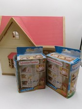 Sylvanian Families Red Roof Cosy Cottage with Triple Bunk Beds Set