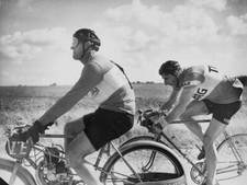 Long distance Bordeaux Paris