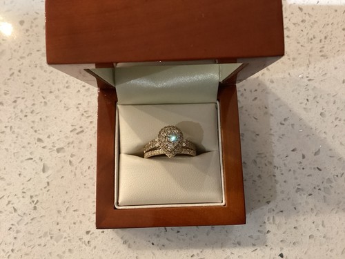 18ct yellow gold - yellow, diamond