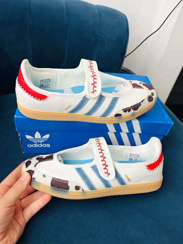 Adidas samba pixar hook - adidas,