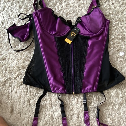 Newwithtags lovehoney satin - newwithtags, satin&