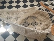 LARGE KNOTTED ROPE SWING CHAIR WITH TASSELS STRONG WOODEN SUPPORT AND HOOK