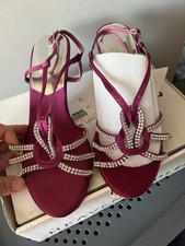 Heavenly Soles Fuchsia Pink Heels 8EEE