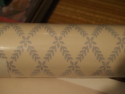 Sanderson wallpaper laurel - wallpaper,