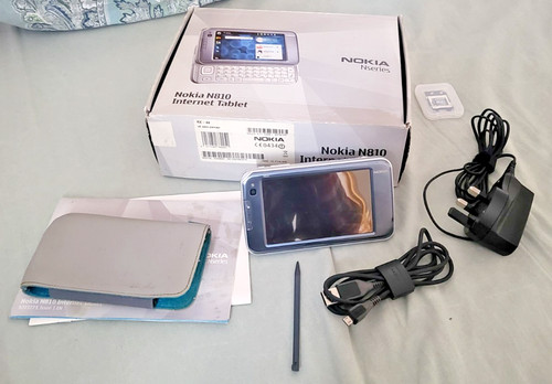 Nokia n810 internet tablet - nokia,