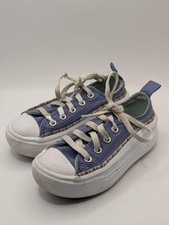 girls Converse Chuck Taylor