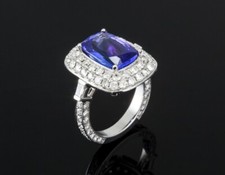 18k White Gold Stunning VS Diamonds & AAAA+ Tanzanite Cocktail Ring