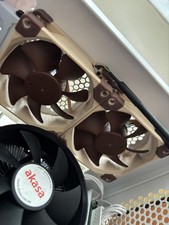 2x Noctua 4-Pin Case Fans -