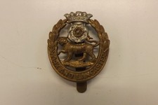 MILITARY CAP BADGE THE YORK AND LANCASTER REGIMENT 4CMS X 3.5CMS (507)