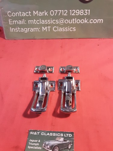 Triumph tr4a latch and catch - latch,