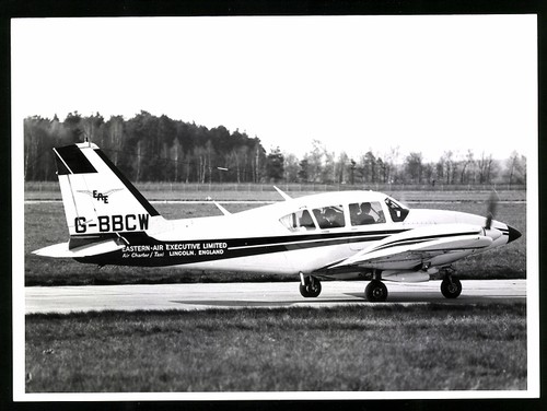 Photograph aircraft piper - photograph,